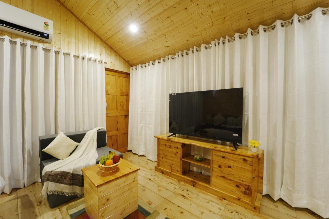 Tree House Latos Tandi Hotell Jibhi Exteriör bild