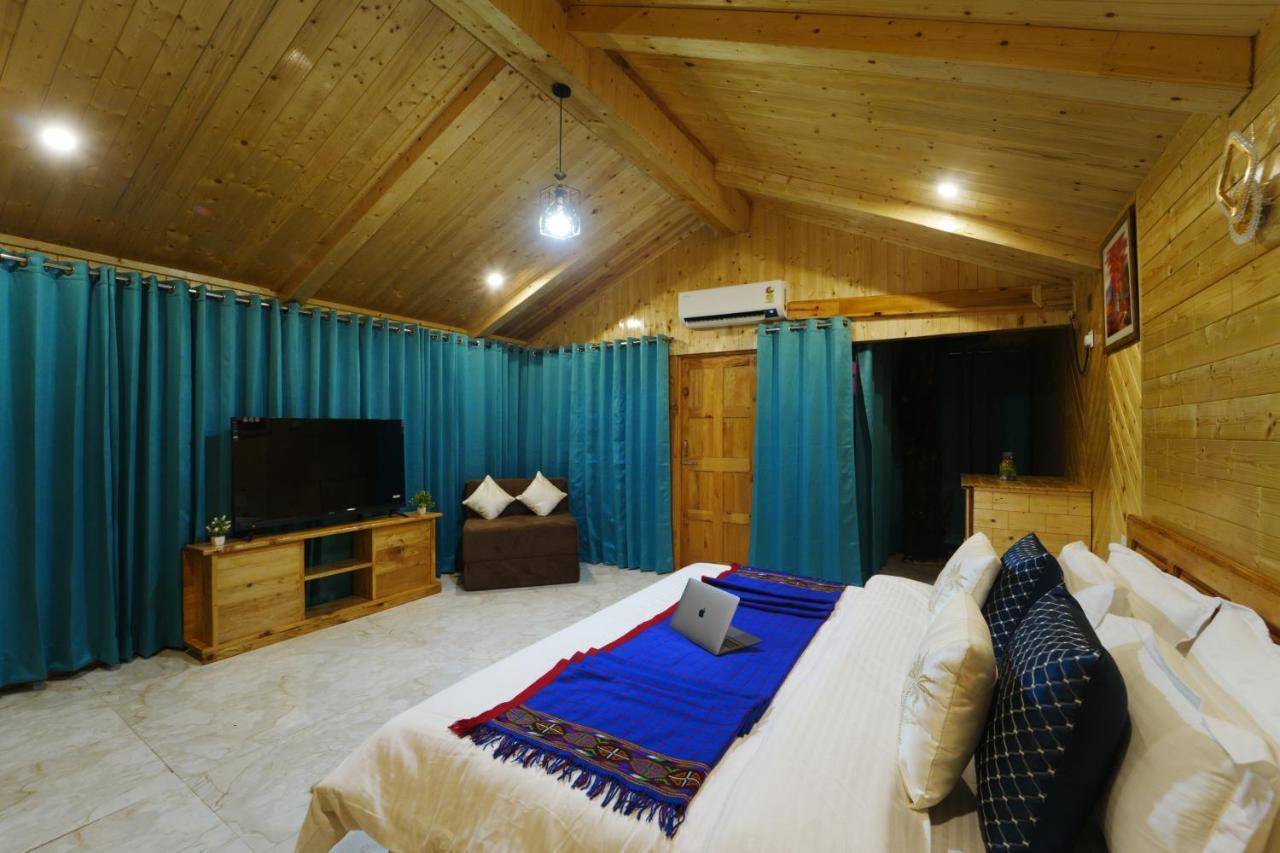 Tree House Latos Tandi Hotell Jibhi Exteriör bild