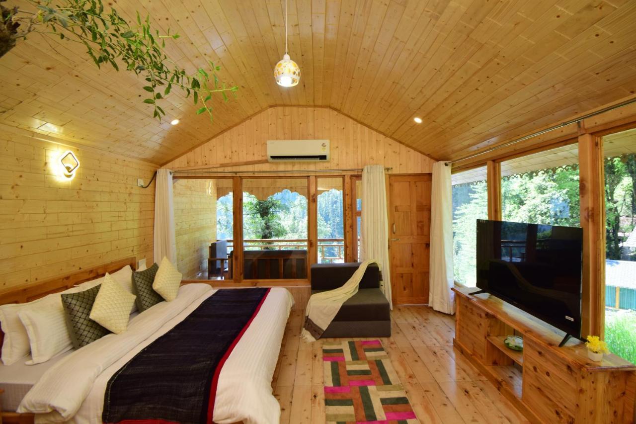 Tree House Latos Tandi Hotell Jibhi Exteriör bild