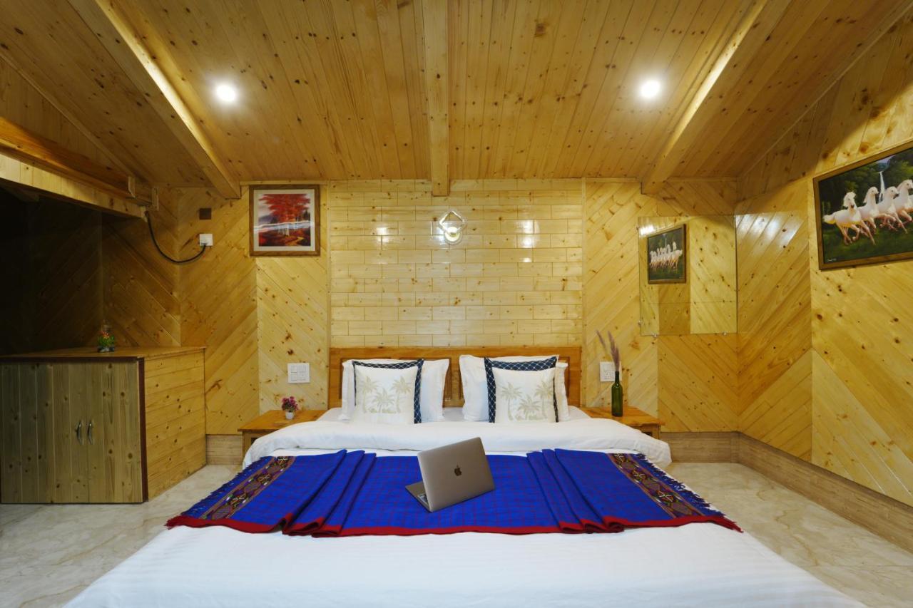 Tree House Latos Tandi Hotell Jibhi Exteriör bild