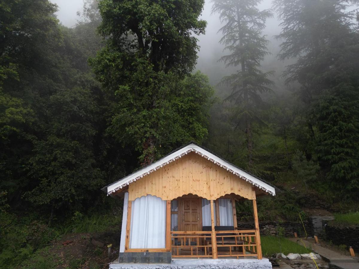 Tree House Latos Tandi Hotell Jibhi Exteriör bild