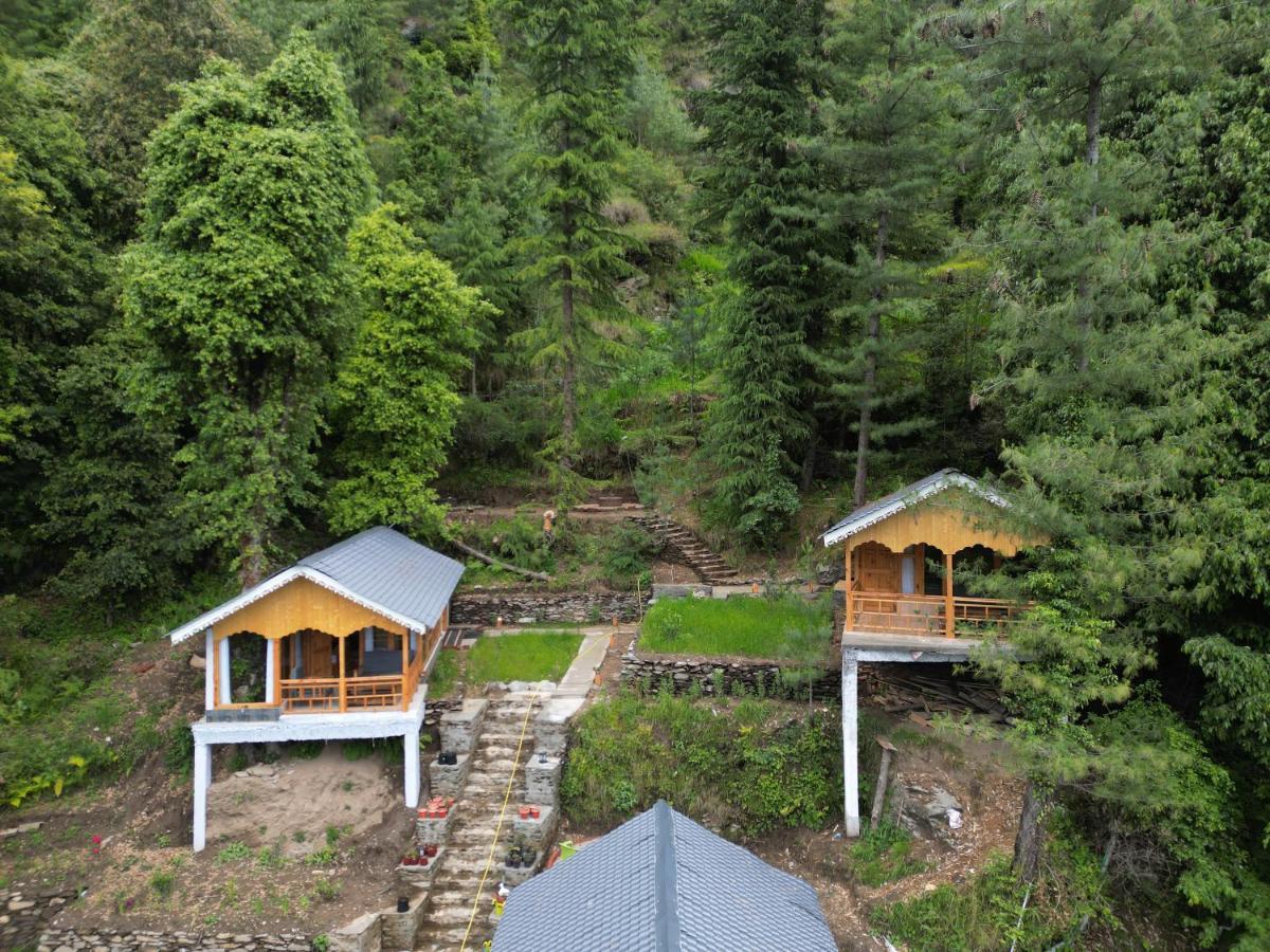 Tree House Latos Tandi Hotell Jibhi Exteriör bild